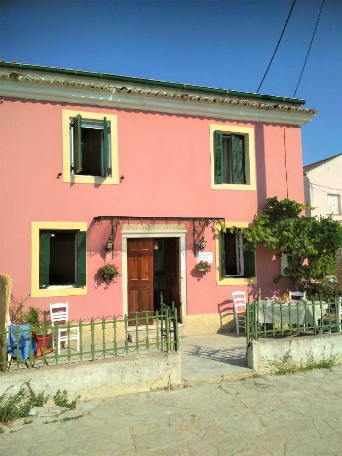 River House Maria Lefkimmi  Dış mekan fotoğraf