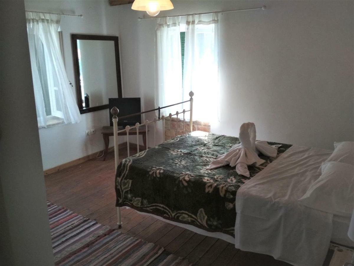 River House Maria Lefkimmi  Dış mekan fotoğraf